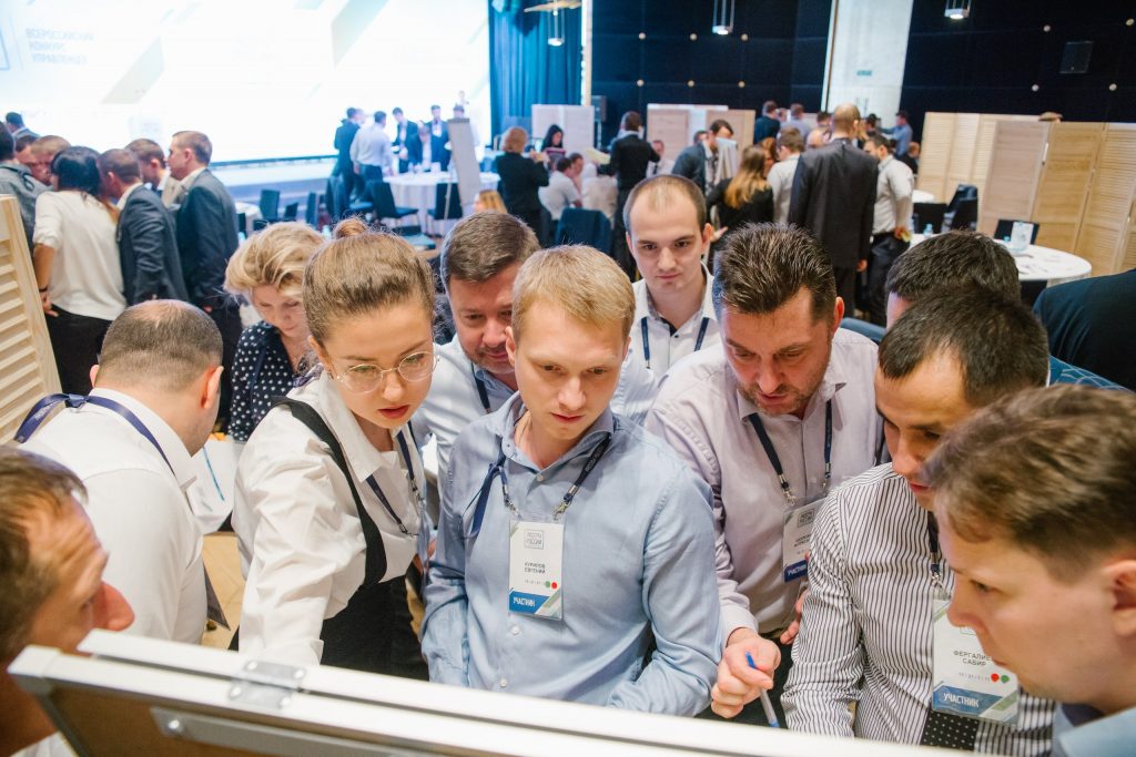 В Екатеринбурге стартует полуфинал конкурса управленцев «Лидеры России» по УрФО