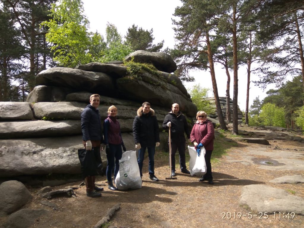 На территории Шарташского лесного парка прошел Всероссийский экологический субботник «Зеленая Весна»