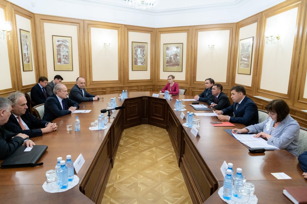 Губернатор обсудил с венгерскими партнерами совместные планы по развитию коммунального хозяйства в Свердловской области