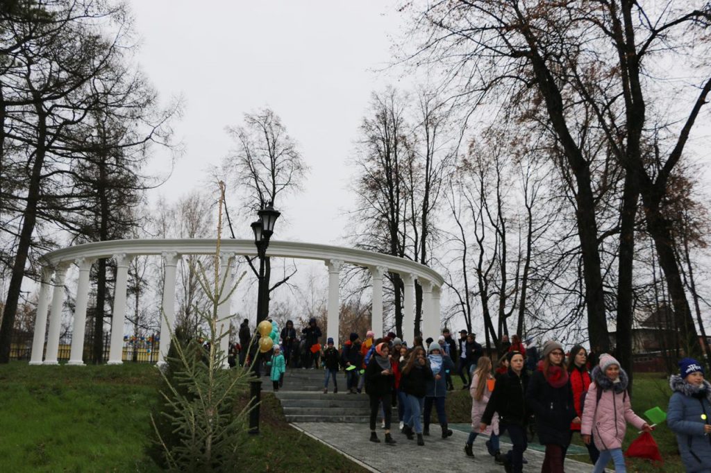 В Свердловской области продолжается открытие благоустроенных в рамках нацпроекта «Жилье и городская среда» территорий