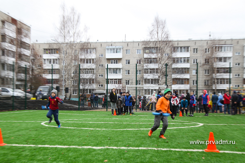 В Свердловской области продолжается открытие благоустроенных в рамках нацпроекта «Жилье и городская среда» территорий