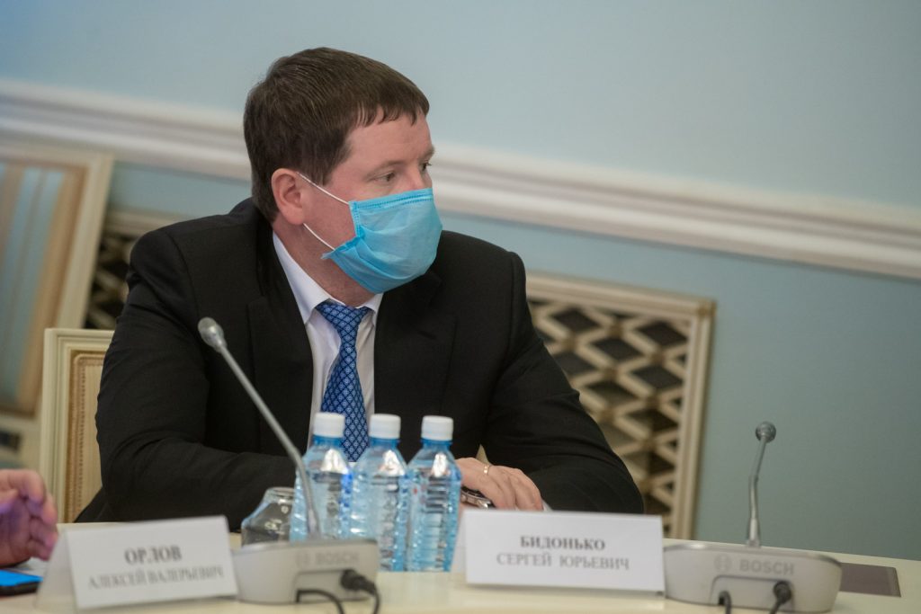 Дальнейшая усиленная дезинфекция и повсеместный контроль над самоизоляцией – итоги свердловского оперштаба по борьбе с COVID-19