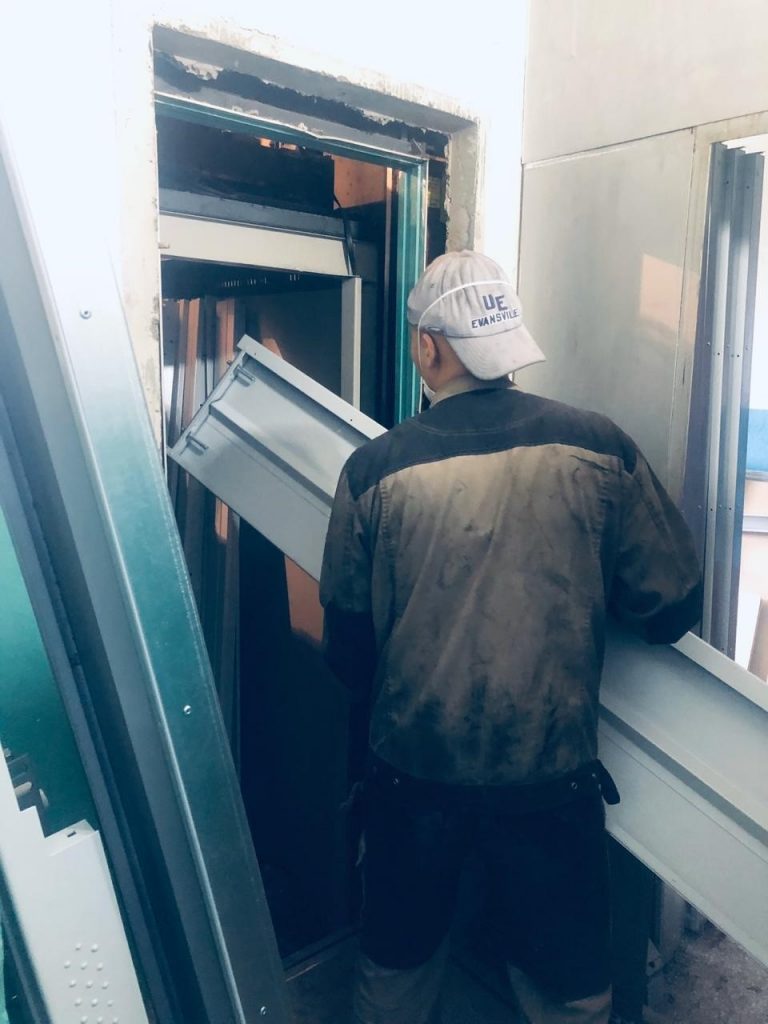 На Среднем Урале приступили к замене лифтов в домах, собирающих взносы на спецсчетах