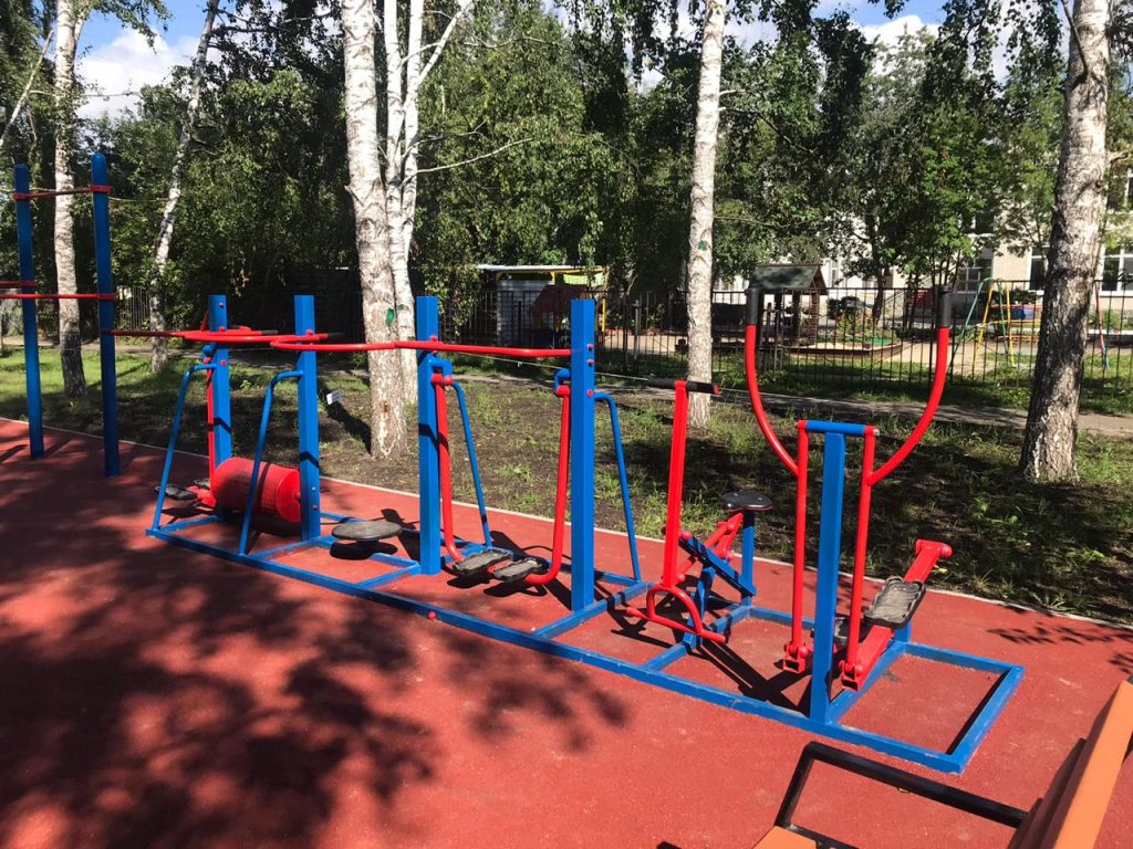 Благоустройство дворов по нацпроекту «Жилье и городская среда» в Екатеринбурге идет с опережением графика