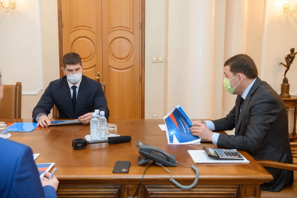 Евгений Куйвашев и Владимир Болотин обсудили ключевые проекты развития электросетевого комплекса Среднего Урала