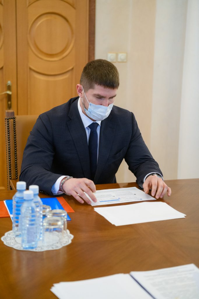 Евгений Куйвашев и Владимир Болотин обсудили ключевые проекты развития электросетевого комплекса Среднего Урала