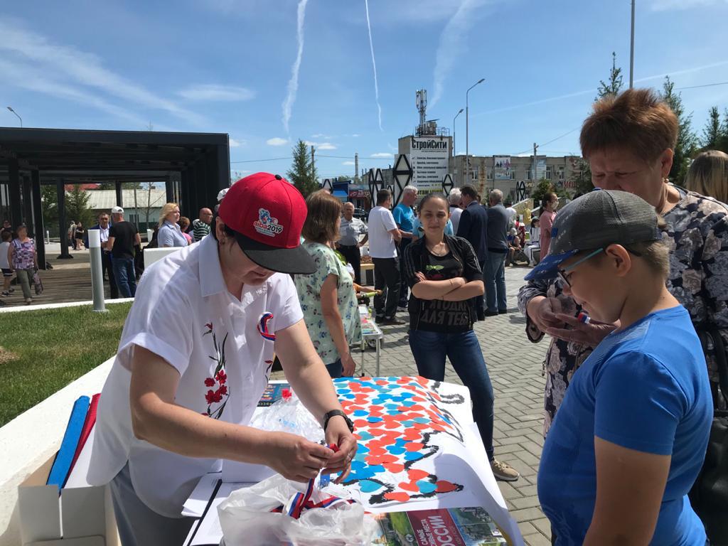 В Свердловской области открылась еще одна благоустроенная по нацпроекту «Жилье и городская среда» общественная территория