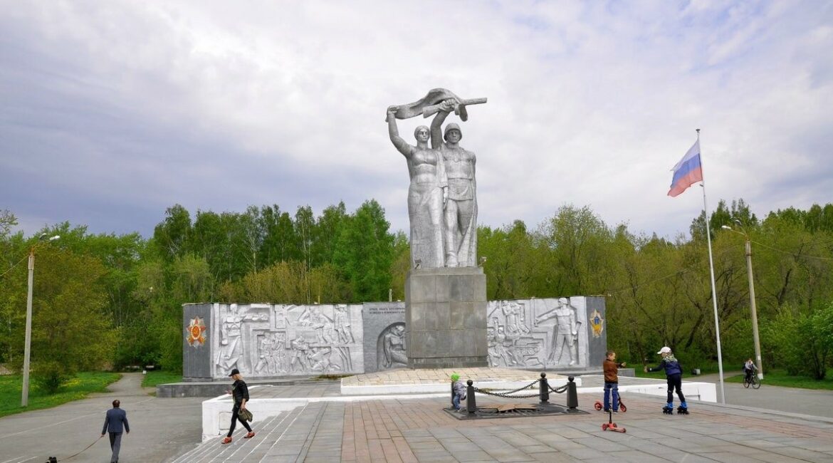 На Урале восстановлено 77 воинских захоронений и 38 мемориальных знаков, посвященных памяти погибших при защите Отечества воинов