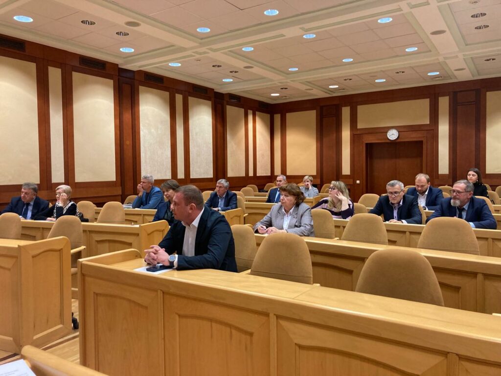 Итоговое заседание Общественного совета при Министерстве энергетики и жилищно-коммунального хозяйства Свердловской области