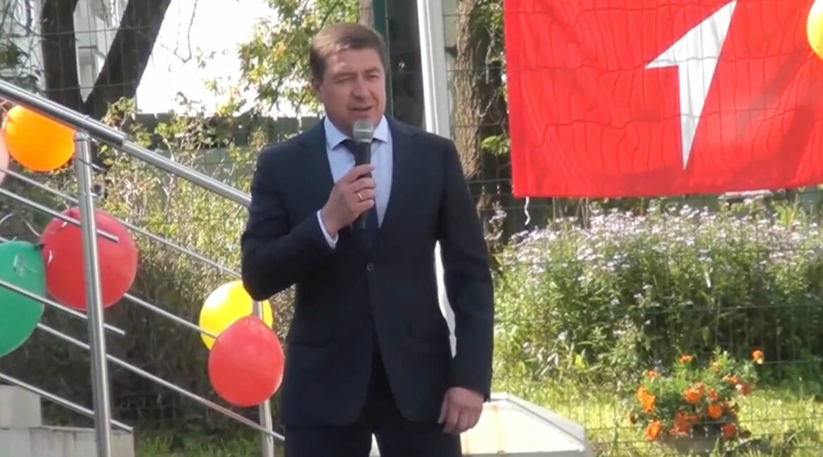 С началом учебного года!