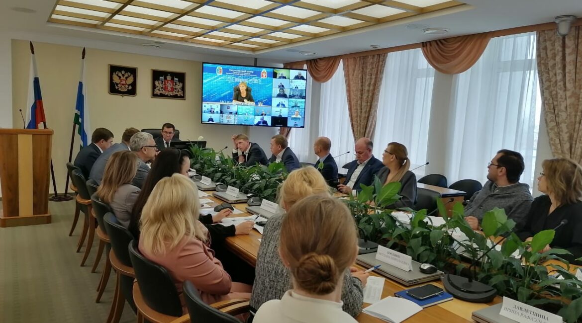 Заседание межведомственной комиссии Свердловской области по обеспечению реализации регионального проекта «Формирование комфортной городской среды на территории Свердловской области»