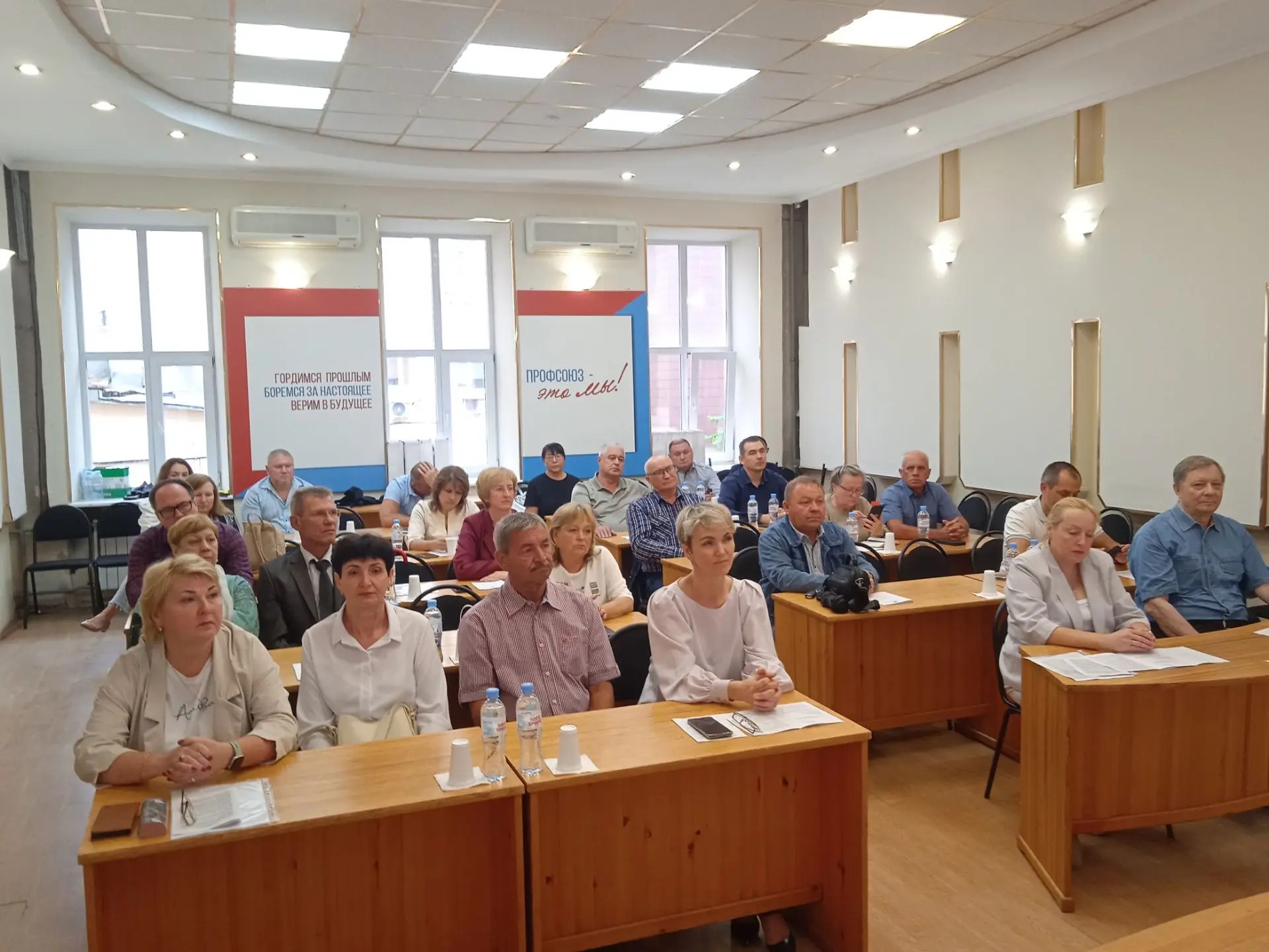 Награждение работников организаций жилищно-коммунального комплекса Свердловской области